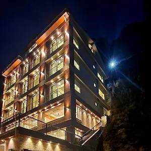 Hotel Mountain Valley View By Terraa, Shimla